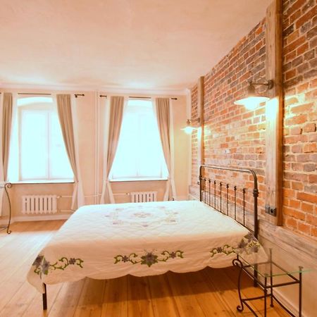 Pangsapuri 55 m² dengan 2 bilik tidur dan 1 bilik mandi peribadi di Pusat Bandar Wroclaw Luaran gambar