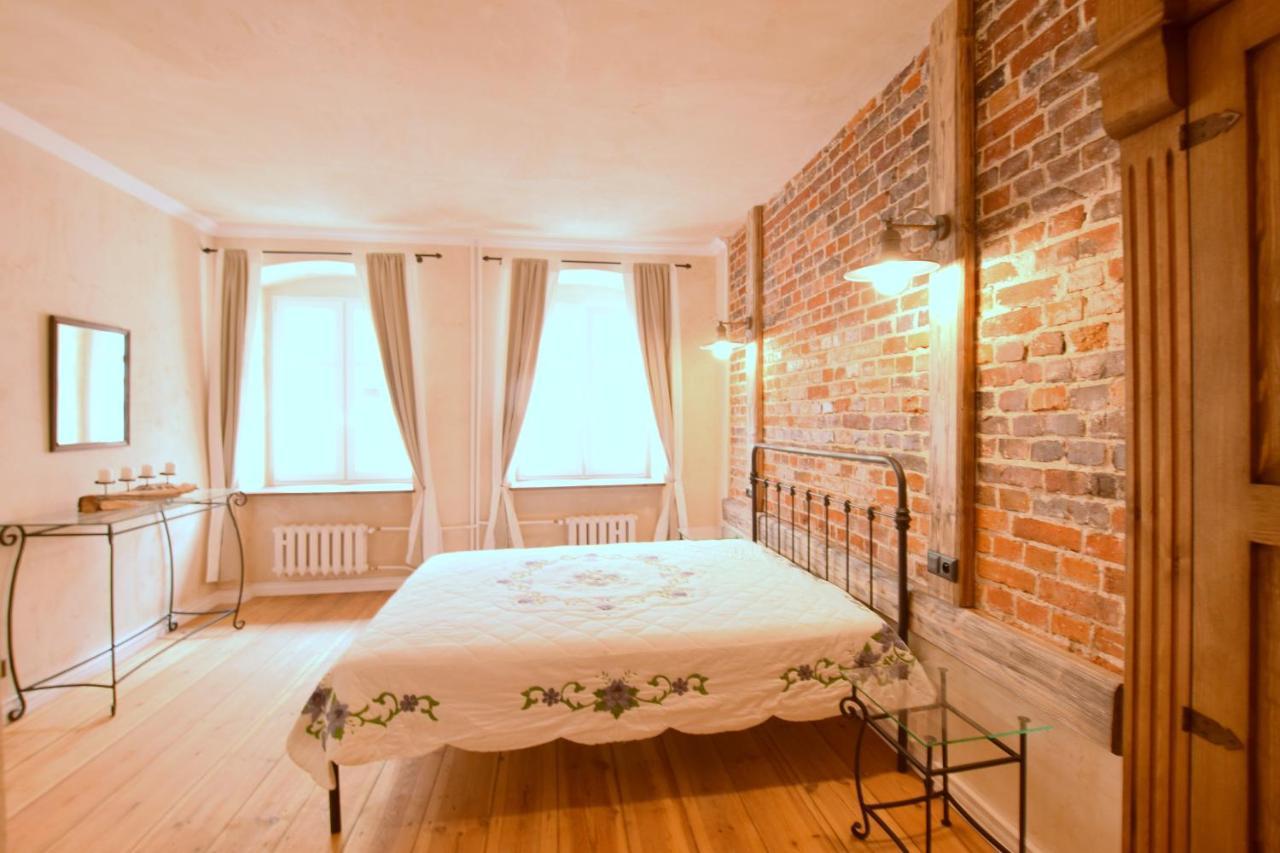 Pangsapuri 55 m² dengan 2 bilik tidur dan 1 bilik mandi peribadi di Pusat Bandar Wroclaw Luaran gambar