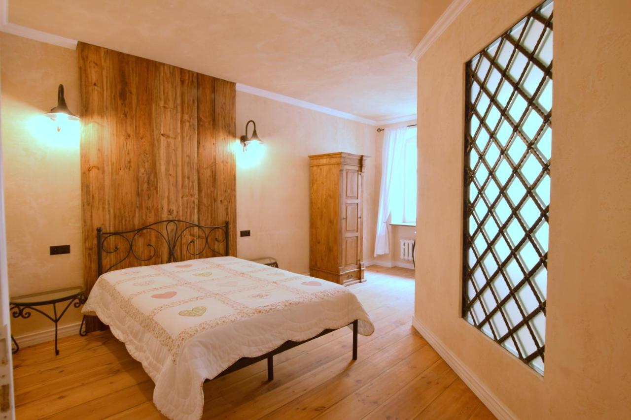 Pangsapuri 55 m² dengan 2 bilik tidur dan 1 bilik mandi peribadi di Pusat Bandar Wroclaw Luaran gambar