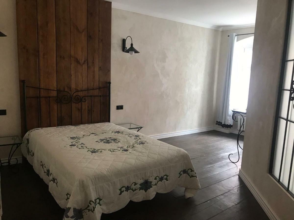 Pangsapuri 55 m² dengan 2 bilik tidur dan 1 bilik mandi peribadi di Pusat Bandar Wroclaw Luaran gambar